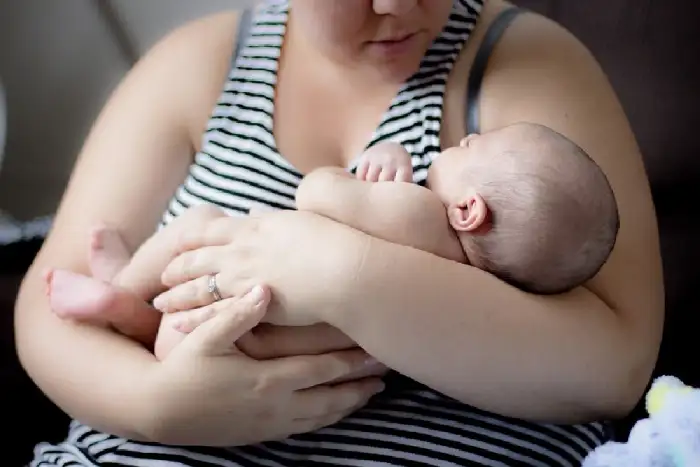 خطرات چاقی در بارداری برای نوزاد