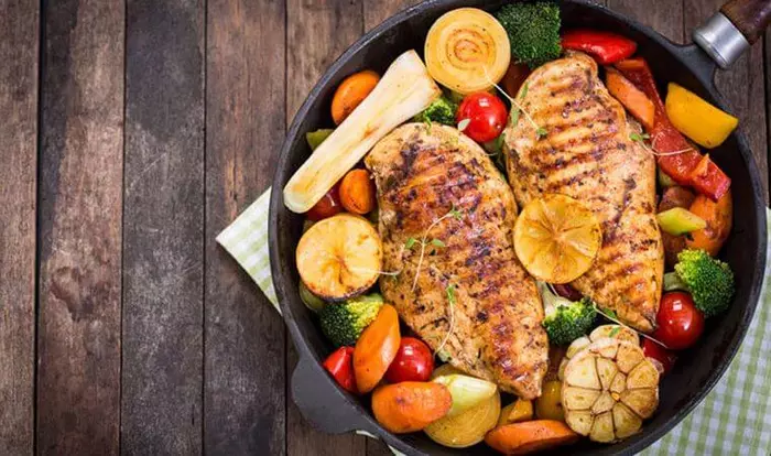 بهترین راهکار کاهش وزن برای جلوگیری از عوارض چاقی 8 مرغ رژیمی
