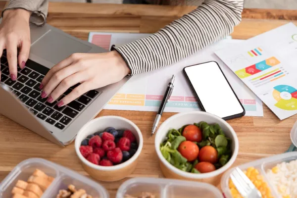 رژیم غذایی برای دیابتیها؛ حالا چی بخورم؟ 4 برنامه غذایی دیابتیها