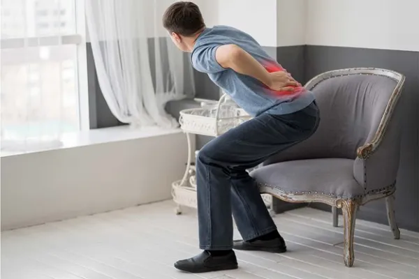 با این حرکات اصلاحی گودی کمر، صاف بایستید و راحتتر نفس بکشید 5 حرکات اصلاحی گودی کمر