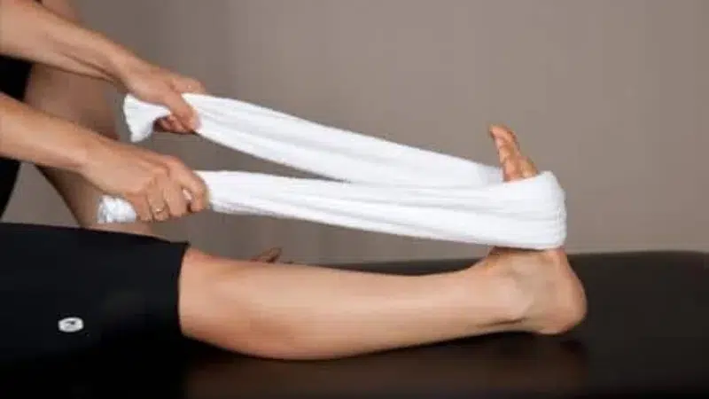 حرکات ورزشی برای کف پای صاف