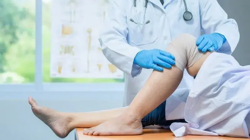حرکات اصلاحی برای عقب‌رفتگی زانو