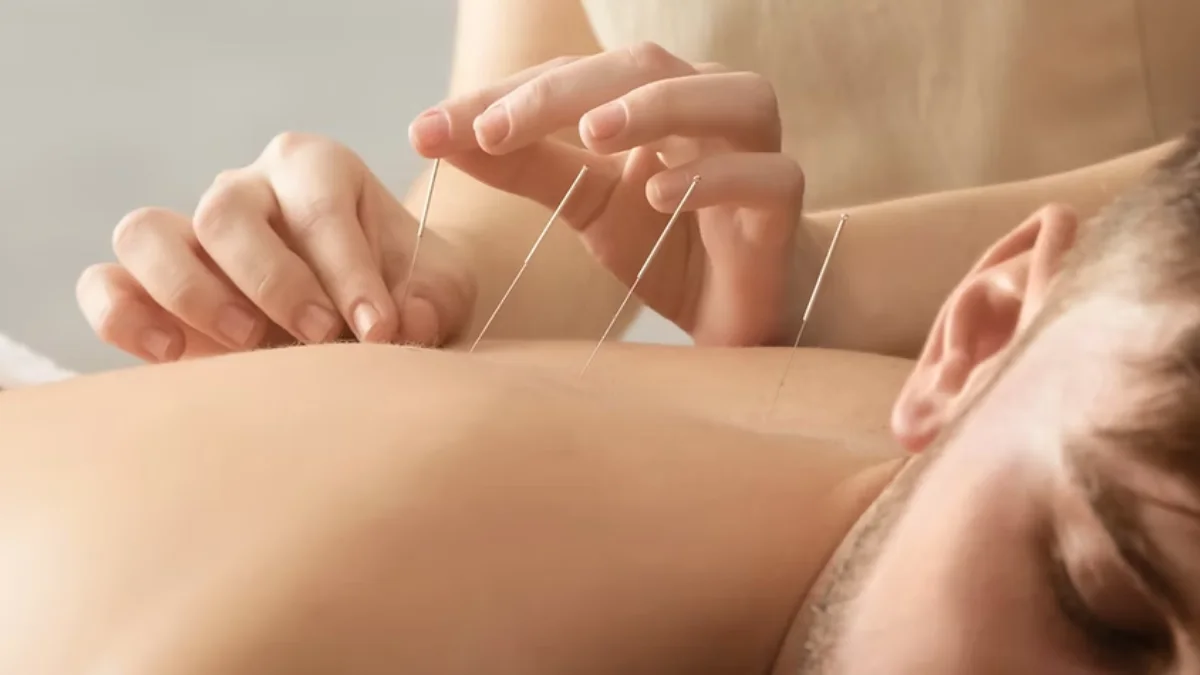 بررسی درمان طب سوزنی و گرفتگی عضلات؛ تجربهای واقعی از آرامش دوباره 1 طب سوزنی و گرفتگی عضلات